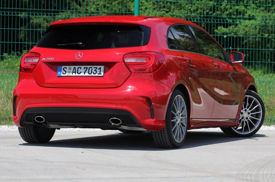  Mercedes-Benz A-Class 2012 года  (фото 16 из 78)